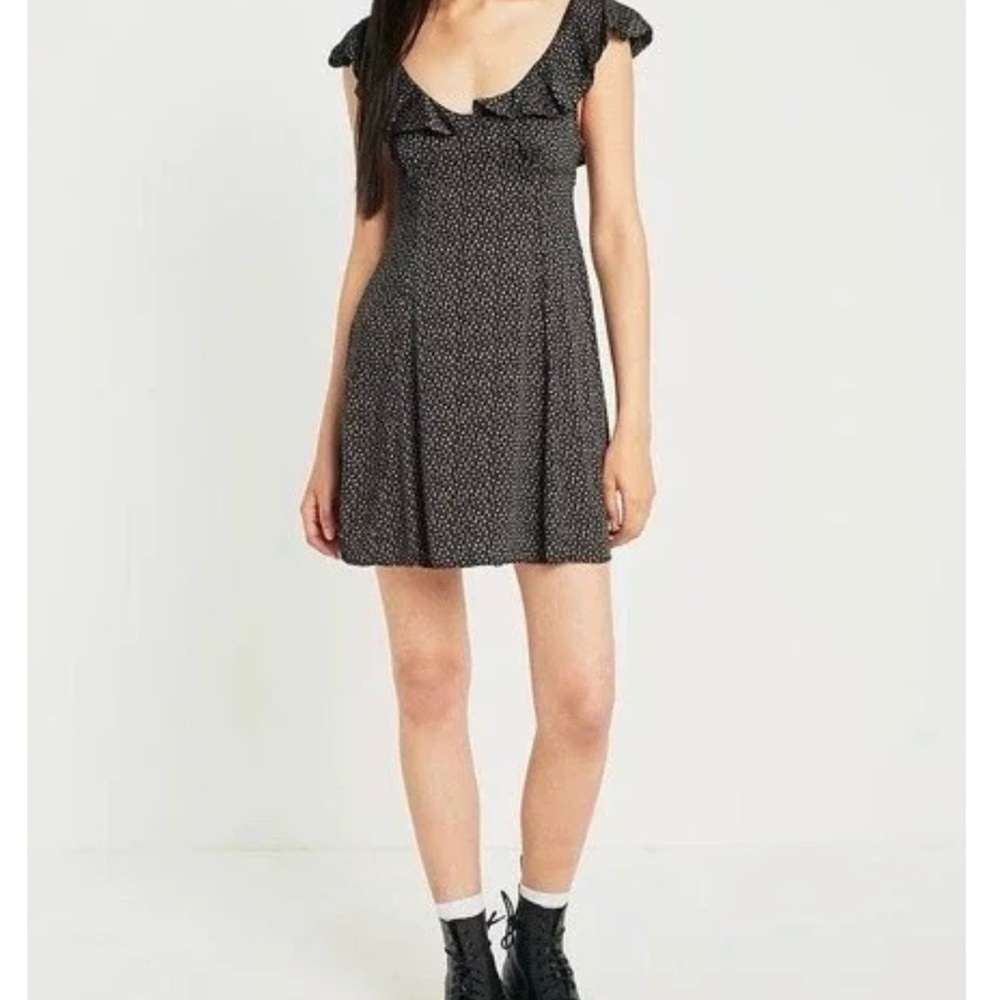 Urban Outfitters (KIMCHI BLUE) - Black Daisy May Ruffle Dress. Size X-Small